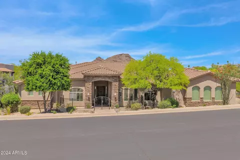 Exterior - 1532 E Sharon Dr, Phoenix, AZ 85022 photo 13 of 18