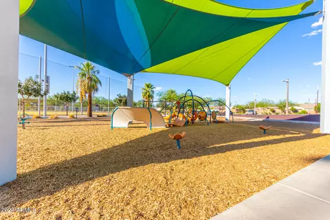 View/Area - 10543 E Diffraction Ave, Mesa, AZ 85212 photo 4 of 15