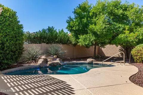 10337 Elmwood Ct, Sun Lakes, AZ 85248