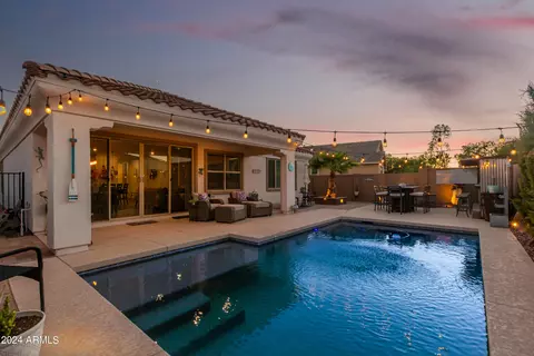 14676 W Windrose Dr, Surprise, AZ 85379