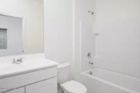 9727 W Odeum Ln, Tolleson, AZ 85353 photo 10