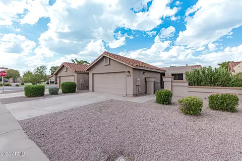 2216 W Ironwood Dr, Chandler, AZ 85224