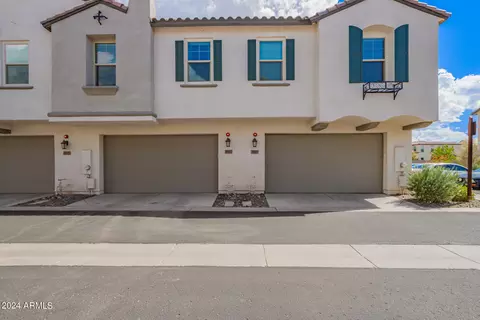 9903 E Wavelength Ave, Mesa, AZ 85212