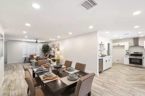 2638 S Holbrook Ln, Tempe, AZ 85282