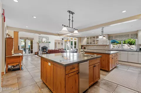5712 Exeter Blvd, Phoenix, AZ 85018 photo 8