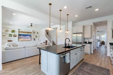 3953 E Silo Dr, Gilbert, AZ 85296 photo 8