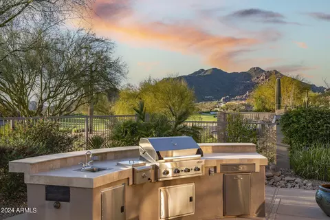 33650 N 69th St, Scottsdale, AZ 85266