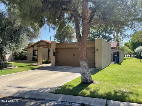 5610 S Pirates Cove Rd, Tempe, AZ 85283