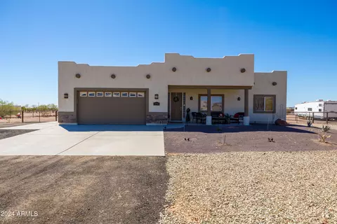 21341 W Bobwhite Way, Wittmann, AZ 85361