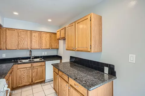 9845 N 18th Ave, Phoenix, AZ 85021 photo 12