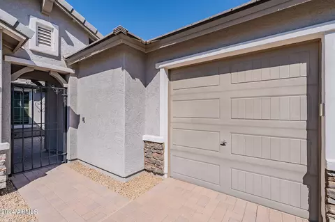 2508 E Nancy Ln, Phoenix, AZ 85042 photo 4