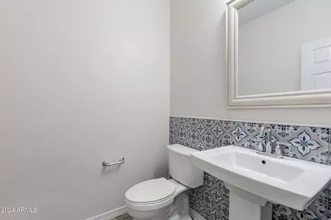 2508 E Nancy Ln, Phoenix, AZ 85042 photo 32