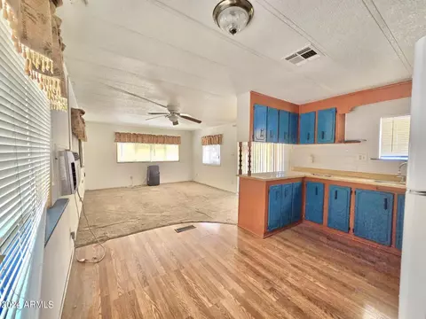 318 S Crismon Rd #6, Mesa, AZ 85208