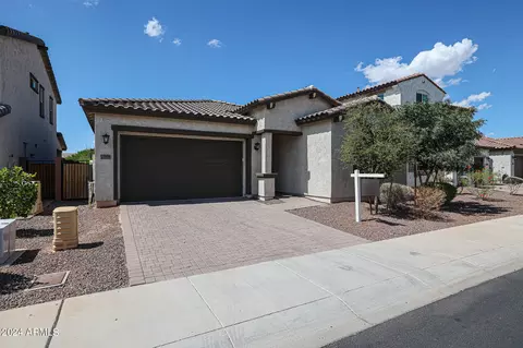7034 N 84th Dr, Glendale, AZ 85305
