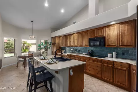 552 E Constitution Dr, Gilbert, AZ 85296 photo 24