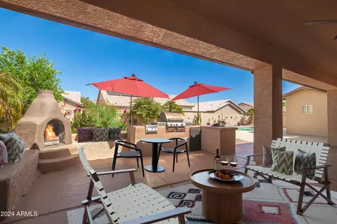 552 E Constitution Dr, Gilbert, AZ 85296 photo 5