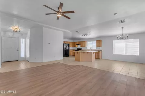 2117 E Danbury Rd, Phoenix, AZ 85022 photo 7