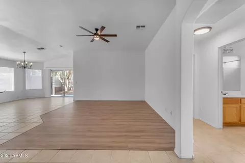 2117 E Danbury Rd, Phoenix, AZ 85022 photo 5