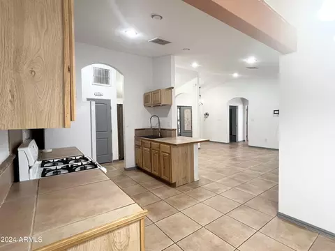 Entry Way - 2277 E 20th St, Douglas, AZ 85607 photo 2 of 5