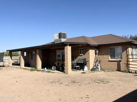 Exterior - 2277 E 20th St, Douglas, AZ 85607 photo 5 of 8