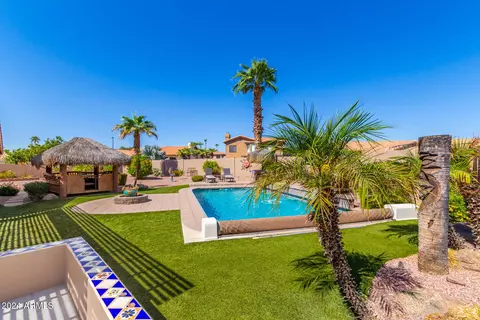 876 W Emerald Island Dr, Gilbert, AZ 85233