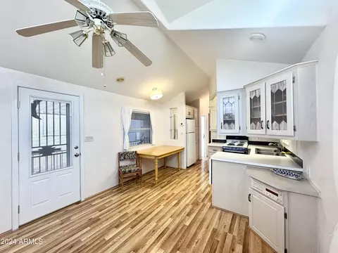 155 S Limestone Dr, Apache Junction, AZ 85119 photo 14