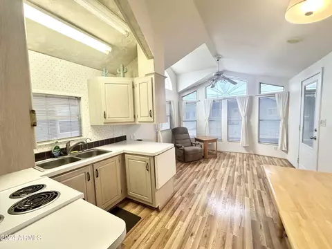 155 S Limestone Dr, Apache Junction, AZ 85119 photo 18