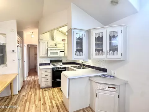 155 S Limestone Dr, Apache Junction, AZ 85119