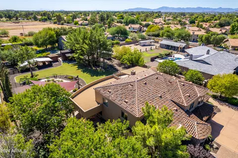 View/Area - 545 E Warner Rd, Tempe, AZ 85284 photo 4 of 14