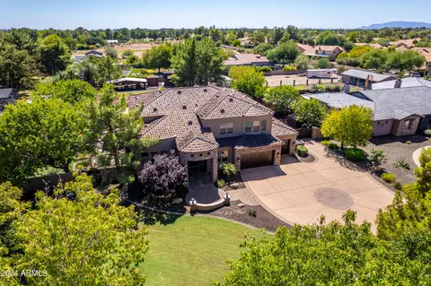 View/Area - 545 E Warner Rd, Tempe, AZ 85284 photo 2 of 14
