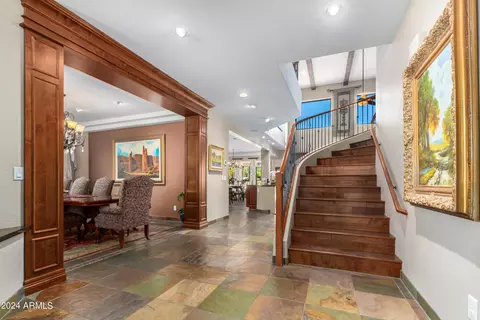 Entry Way - 545 E Warner Rd, Tempe, AZ 85284 photo 4 of 8