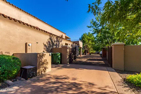 Exterior - 545 E Warner Rd, Tempe, AZ 85284 photo 32 of 45