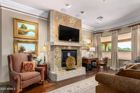 Living - 545 E Warner Rd, Tempe, AZ 85284 photo 10 of 10