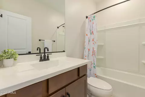 733 E Lark St #201, Gilbert, AZ 85297 photo 19