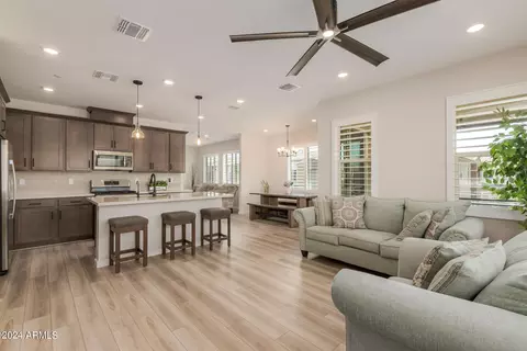 733 E Lark St #201, Gilbert, AZ 85297 photo 7