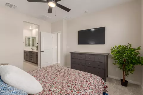 733 E Lark St #201, Gilbert, AZ 85297 photo 12
