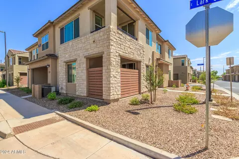 733 E Lark St #201, Gilbert, AZ 85297 photo 3