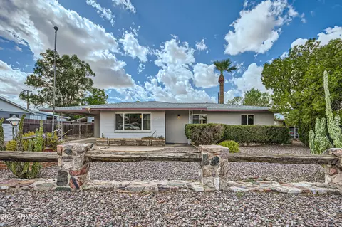 6729 E Boston St, Mesa, AZ 85205