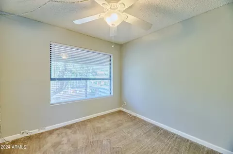1125 E North Ln #1, Phoenix, AZ 85020 photo 17