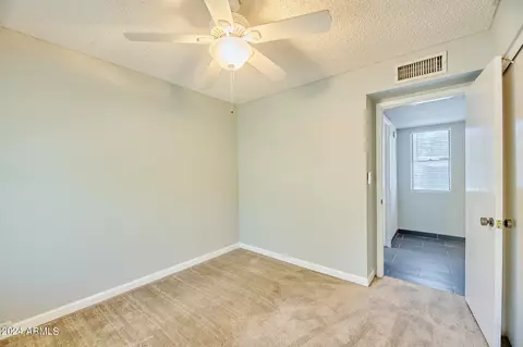 1125 E North Ln #1, Phoenix, AZ 85020 photo 16