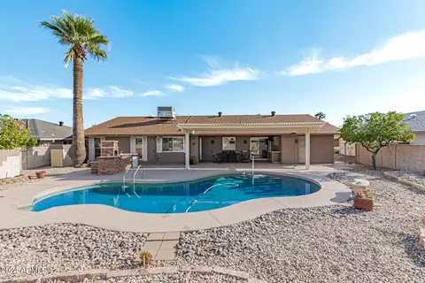 12902 W Beechwood Dr, Sun City West, AZ 85375