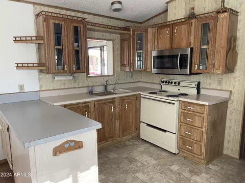 2329 W Eno Cir, Apache Junction, AZ 85119 photo 7