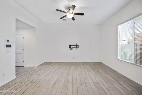 Living - 901 S Smith Rd #1012, Tempe, AZ 85281 photo 1 of 1