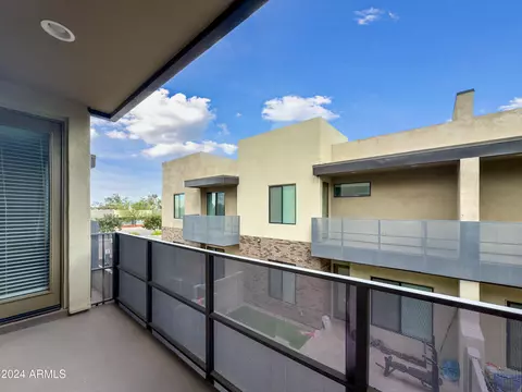 Exterior - 901 S Smith Rd #1012, Tempe, AZ 85281 photo 4 of 4
