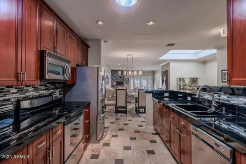 7668 E Pleasant Run, Scottsdale, AZ 85258