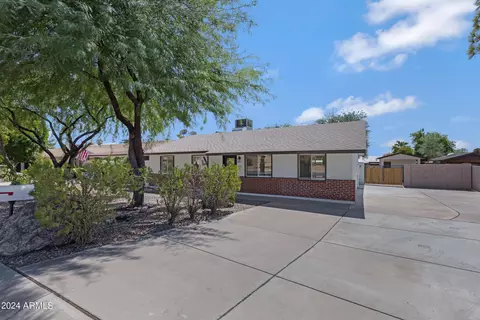 9113 E Princess Dr, Mesa, AZ 85207 photo 3