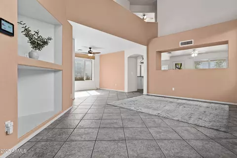 3211 E Kerry Ln, Phoenix, AZ 85050 photo 6