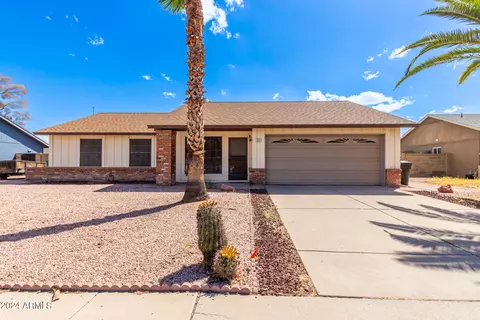 831 E Hackamore St, Mesa, AZ 85203
