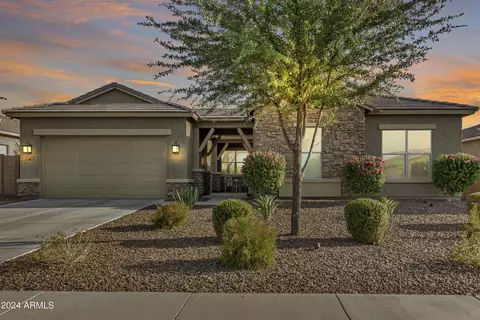 3943 E Chestnut Ln, Gilbert, AZ 85298