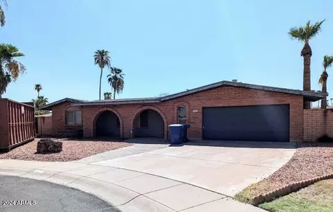 521 E Minton Dr, Tempe, AZ 85282